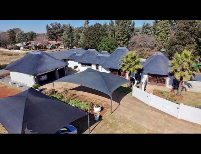 2 BEDROOM HOUSE FOR SALE IN HENLEY-ON-KLIP